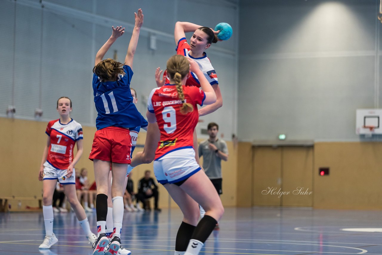 Bild 108 - wCJ HC Quickborn - Ahrensburger TSV : Ergebnis: 38:27